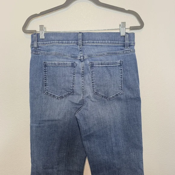 NWT SPANX Kick Flare Crop Jeans In Vintage Indigo Sz Medium - Picture 9 of 9